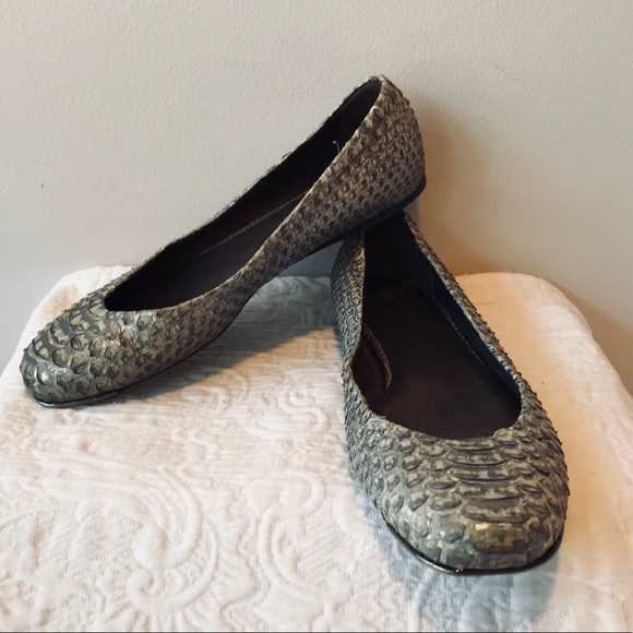 Devi Kroell Shoes - DEVI KROELL**Silver Python Flat**EU 37 US 7